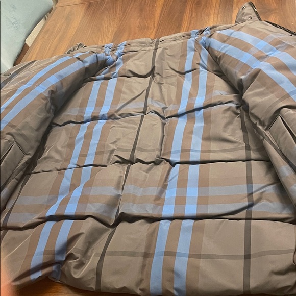 Gray Puffer Jacket - Picture 4 of 5